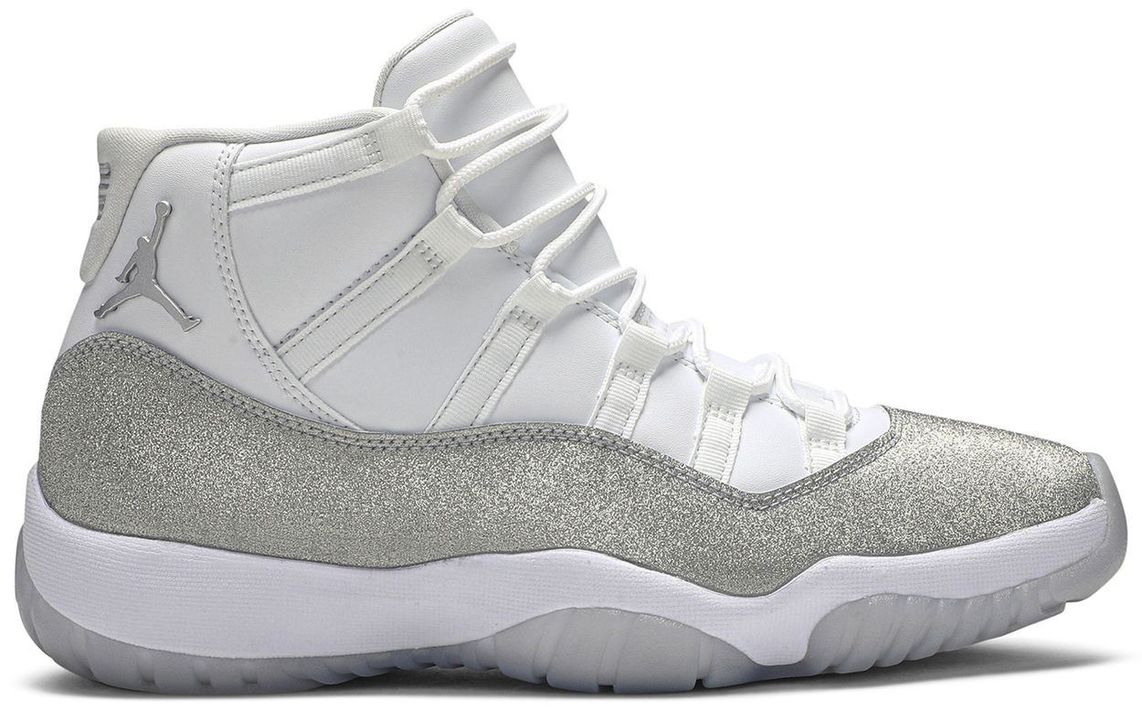 Air Jordan 11 Retro 'Vast Grey'